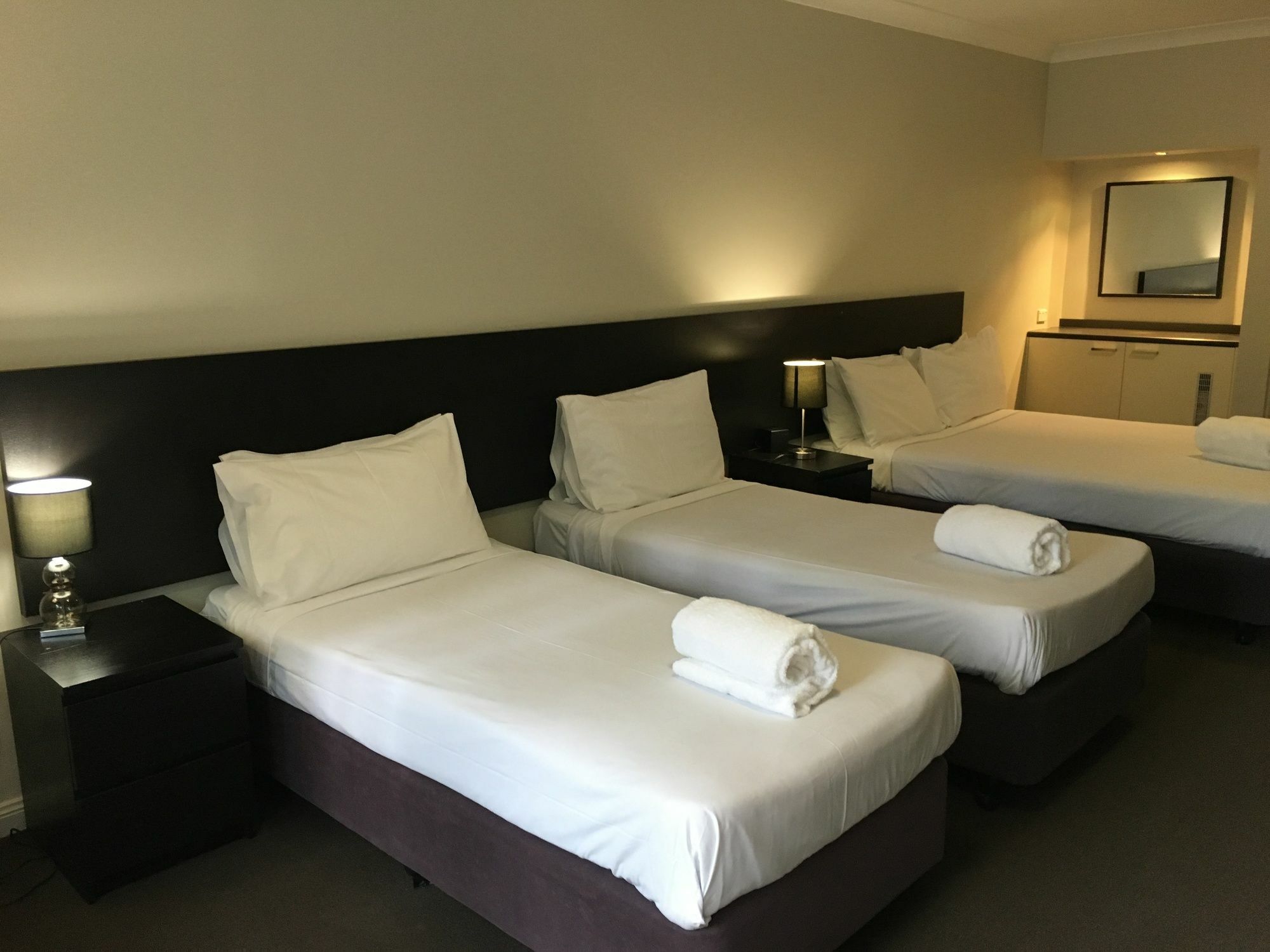 Checkers Resort Terrey Hills Exterior foto