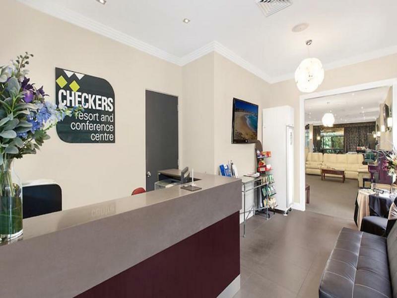 Checkers Resort Terrey Hills Exterior foto
